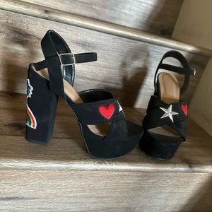 Chunky Platform Heel w/ rainbow 🌈 star ⭐️ heart ❤️ & pow! 💥 patches